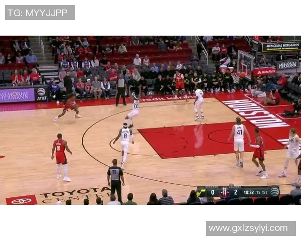 2019年火箭队与爵士队激战回顾球场上的精彩瞬间与战术较量 2019年火箭队与爵士队激战回顾球场上的精彩瞬间与战术较量