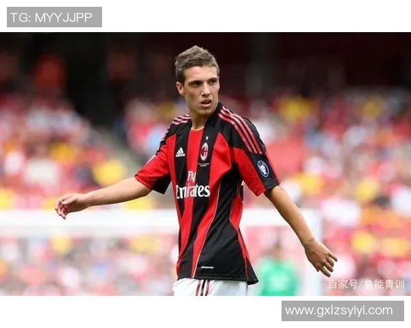 哈维西蒙斯的崛起之路：从青训天才到足坛新星的精彩旅程